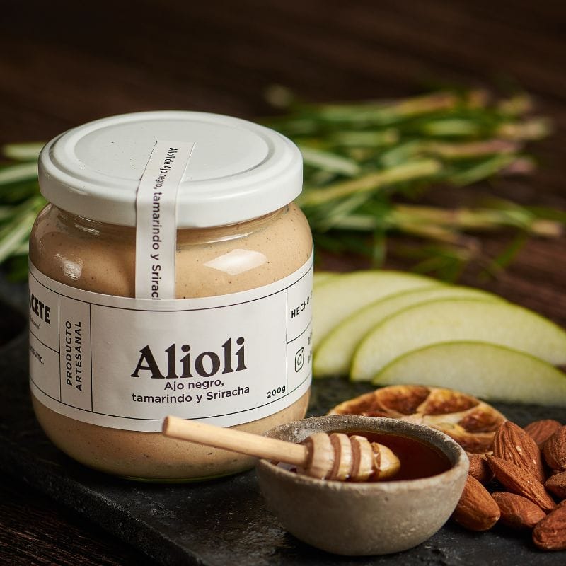 Alioli con ajo negro tamarindo y Sriracha 200 gr