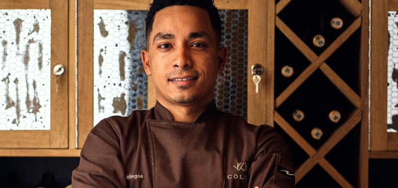 Chef resalta beneficios del ajo negro en alta cocina orgánica